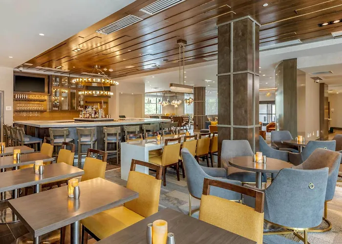 The Inkwell Phoenix, Tapestry Collection By Hilton Hotel 4*