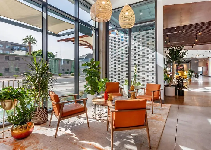 The Inkwell Phoenix, Tapestry Collection By Hilton Hotel 4*
