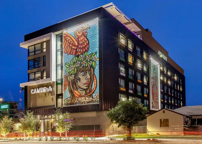 The Inkwell Phoenix, Tapestry Collection By Hilton 4*